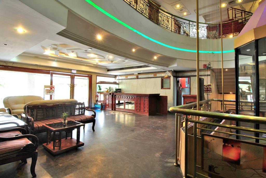 Hotel Solitaire Chandigarh - 10 Mins From Railway Station מראה חיצוני תמונה