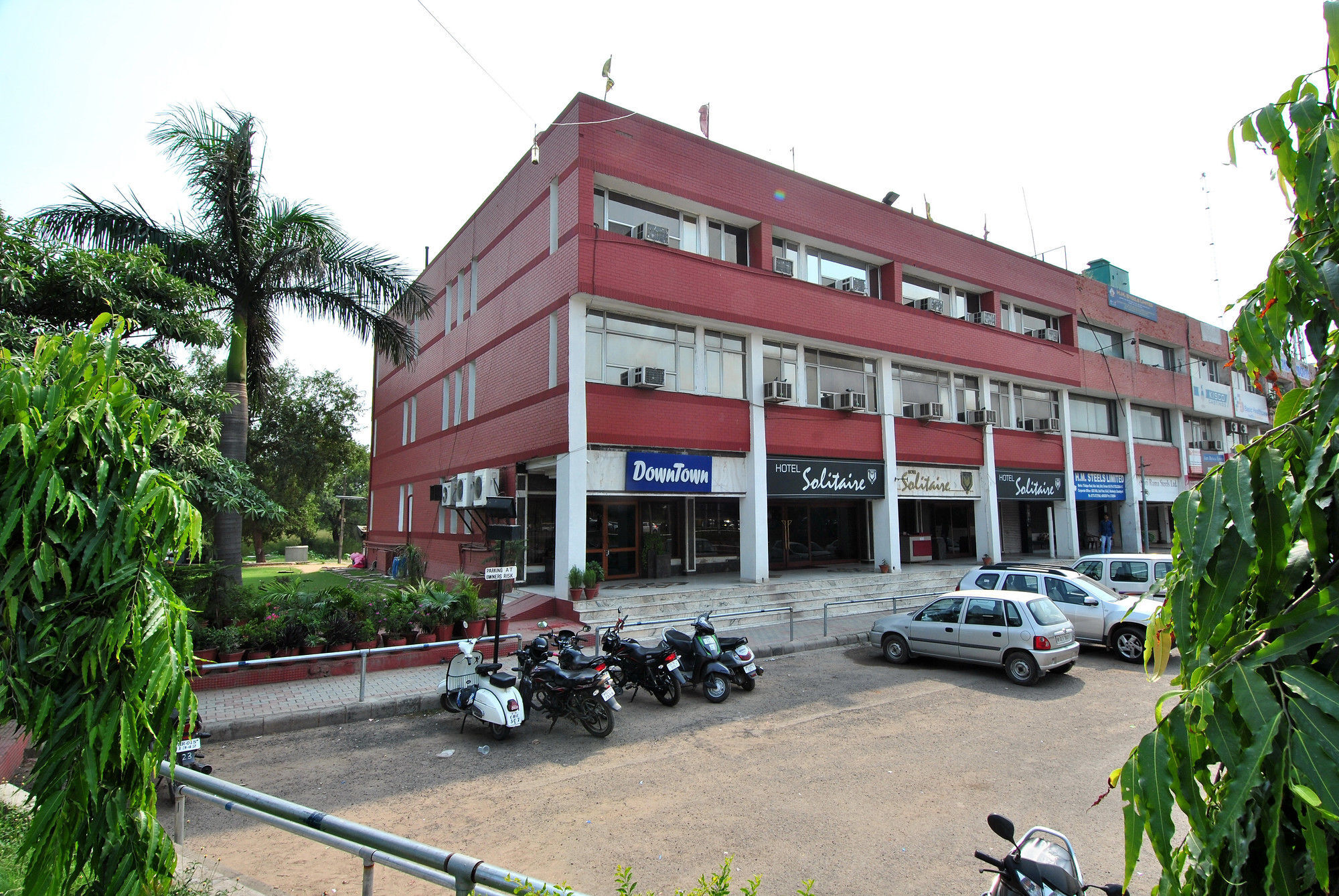 Hotel Solitaire Chandigarh - 10 Mins From Railway Station מראה חיצוני תמונה
