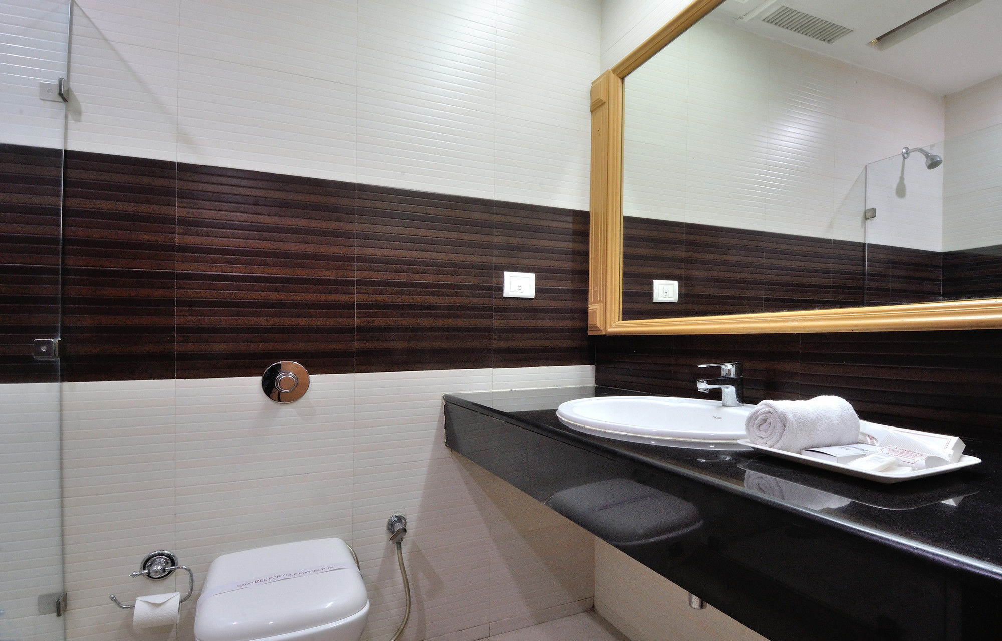 Hotel Solitaire Chandigarh - 10 Mins From Railway Station מראה חיצוני תמונה