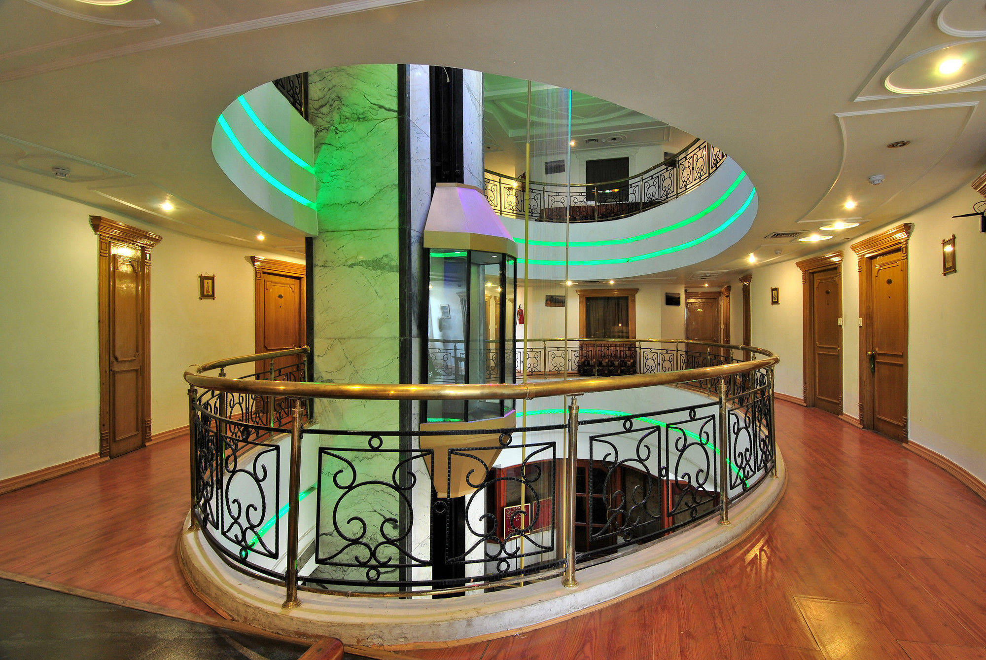 Hotel Solitaire Chandigarh - 10 Mins From Railway Station מראה חיצוני תמונה