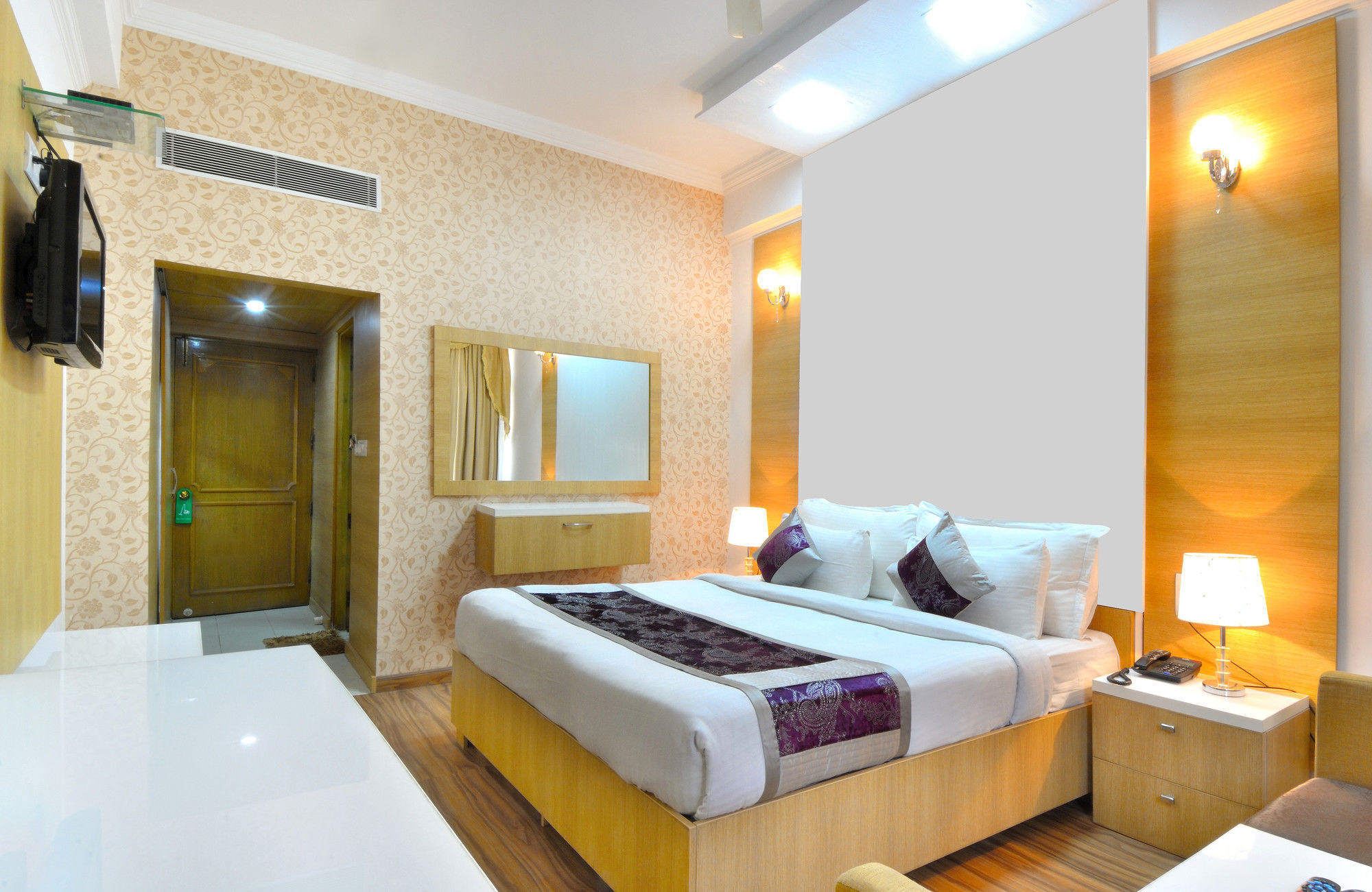 Hotel Solitaire Chandigarh - 10 Mins From Railway Station מראה חיצוני תמונה