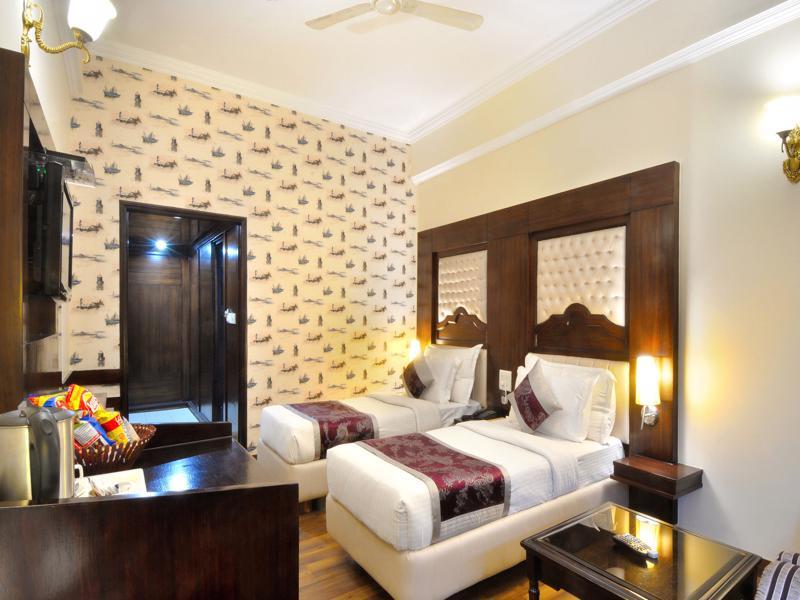Hotel Solitaire Chandigarh - 10 Mins From Railway Station מראה חיצוני תמונה