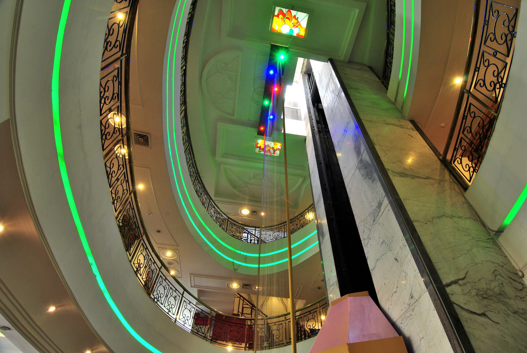 Hotel Solitaire Chandigarh - 10 Mins From Railway Station מראה חיצוני תמונה